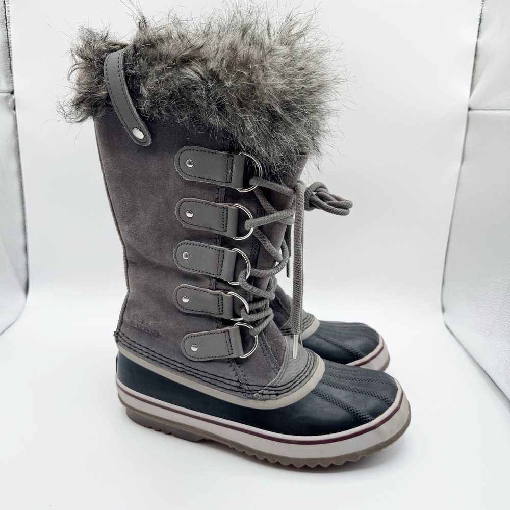 Sorel Joan of Arctic Grey Black Waterproof Faux Fur Leather Suede Size 8 - Read